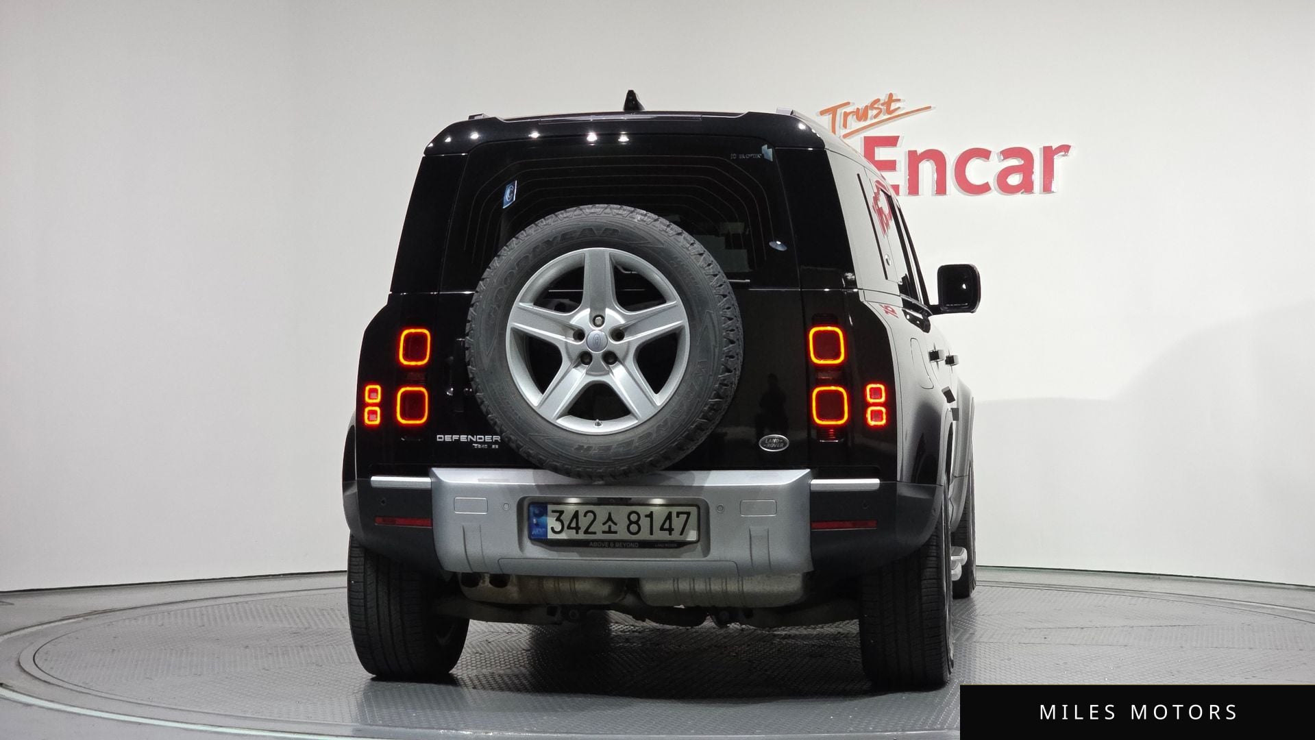 Land Rover Defender 2020 — миниатюра 4