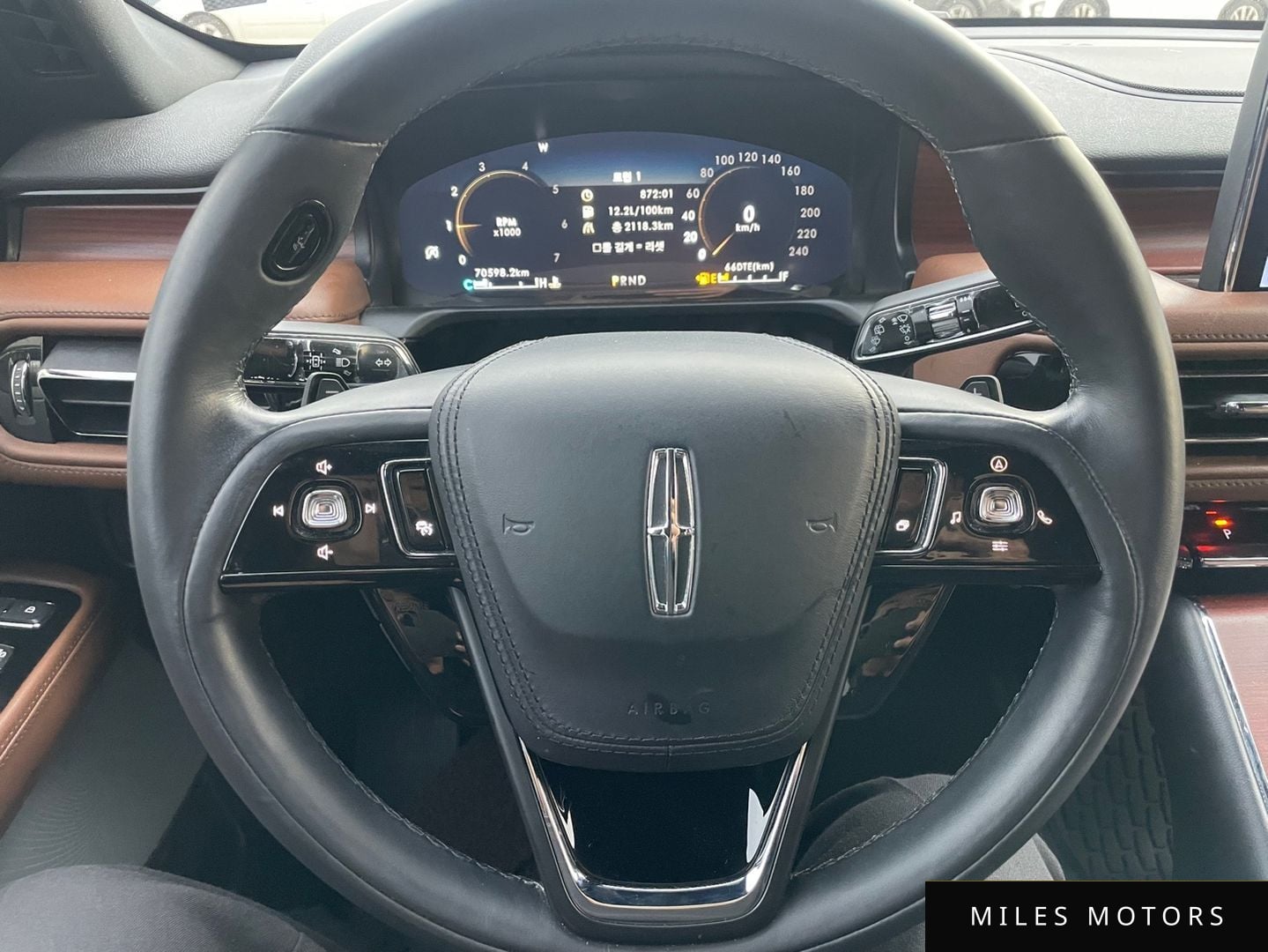 Lincoln 에비에이터 2021 — миниатюра 7