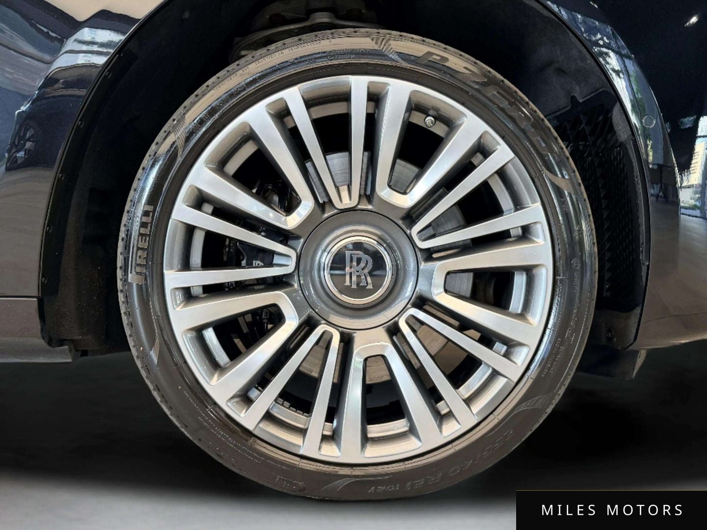 Rolls-Royce Ghost 2023 — миниатюра 5