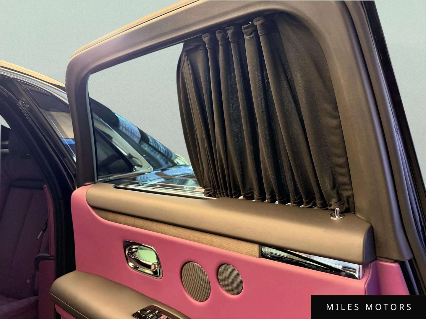 Rolls-Royce Ghost 2023 — миниатюра 17