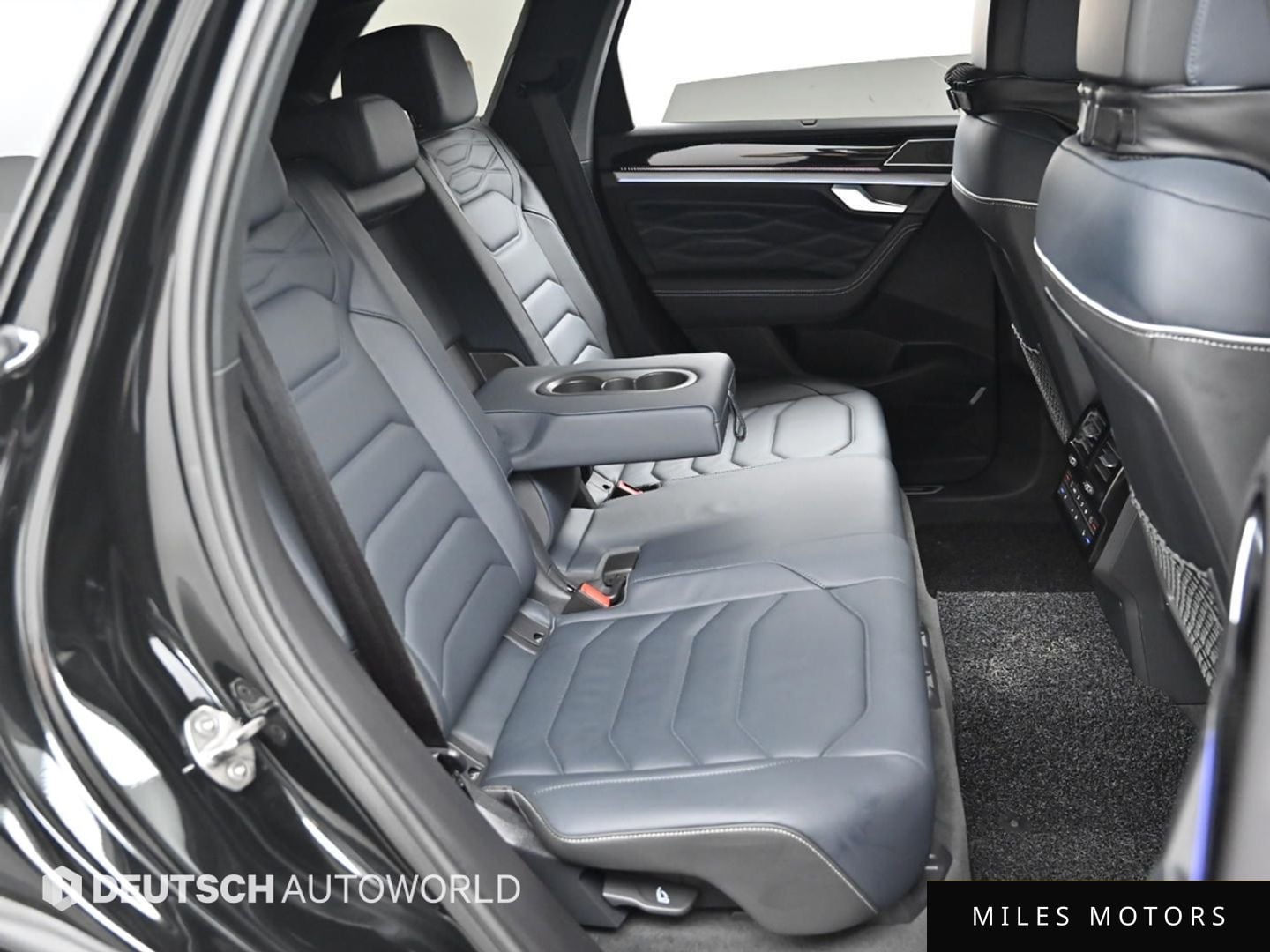 Volkswagen Touareg 2024 — миниатюра 12