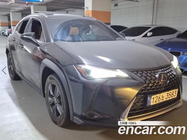 Лексус UX250h 2024 — миниатюра 2