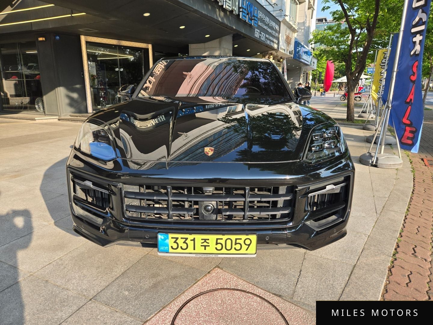 Porsche Cayenne 2024 — миниатюра 3