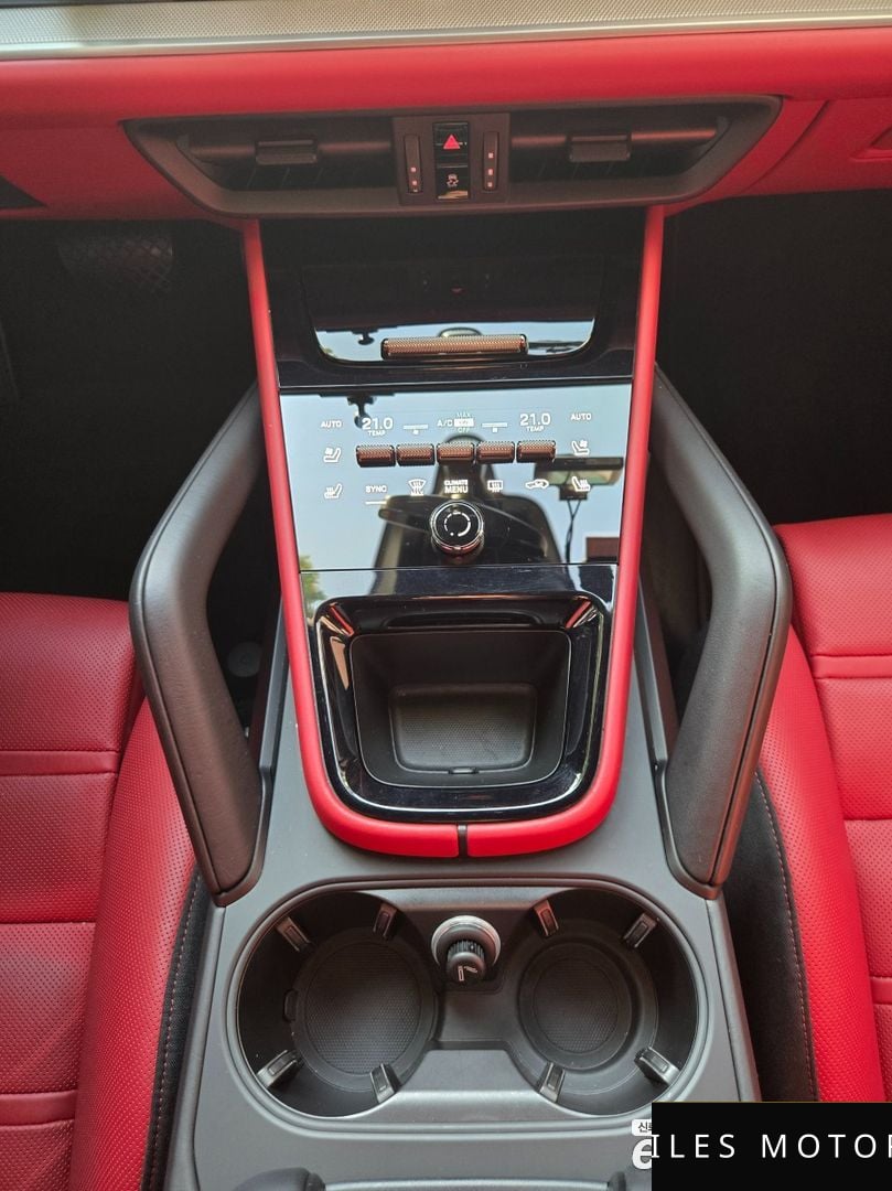 Porsche 카이엔 (PO536) 2024 — миниатюра 6