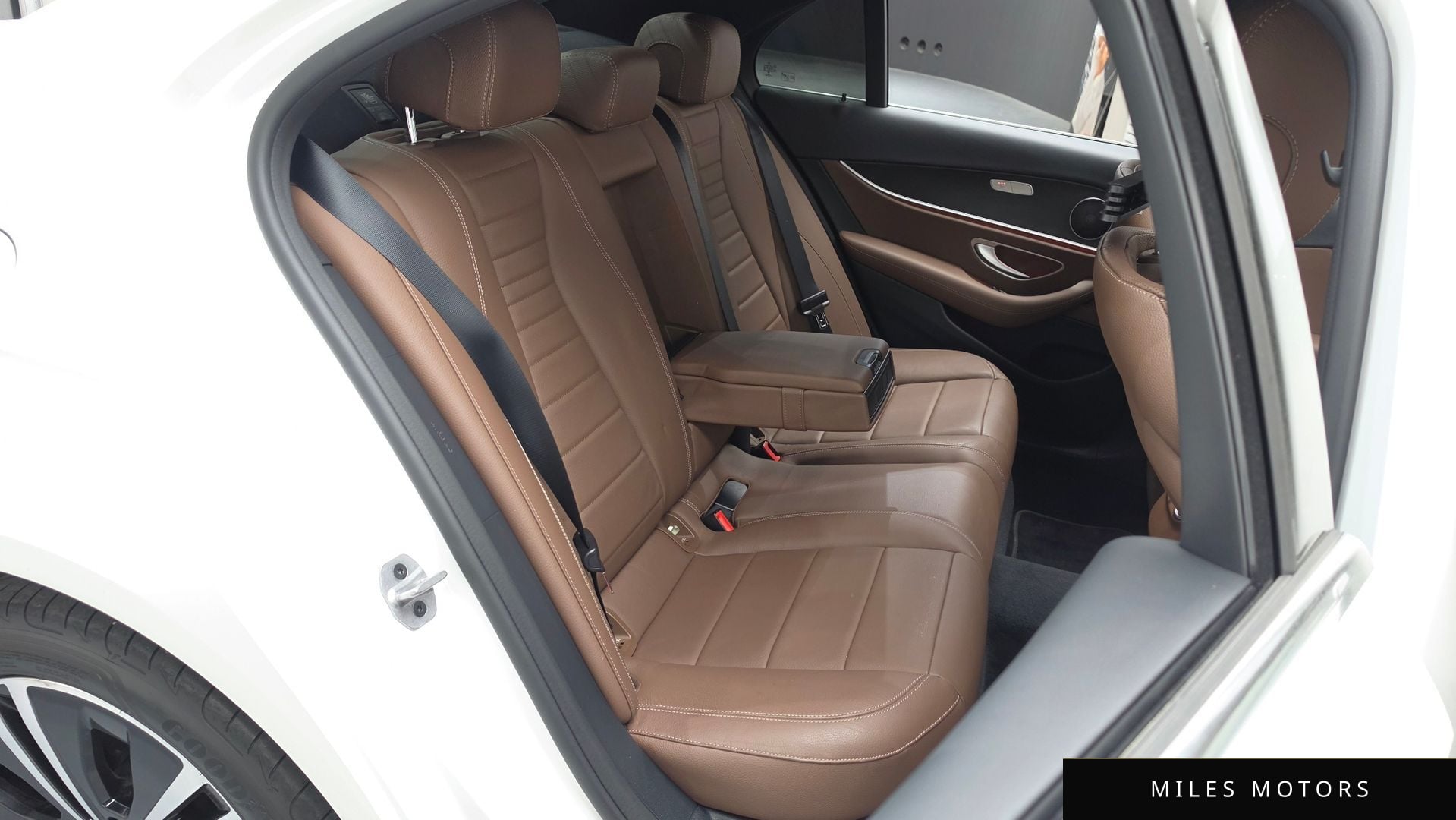Mercedes-Benz E-Class W213 2022 — миниатюра 11