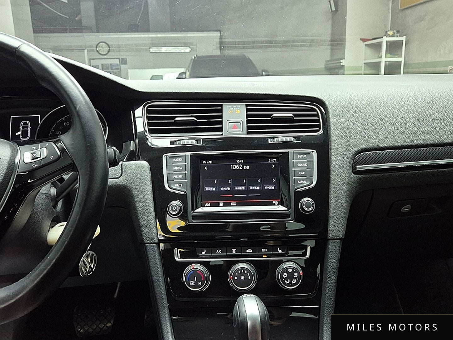 Volkswagen Golf 2015 — миниатюра 10