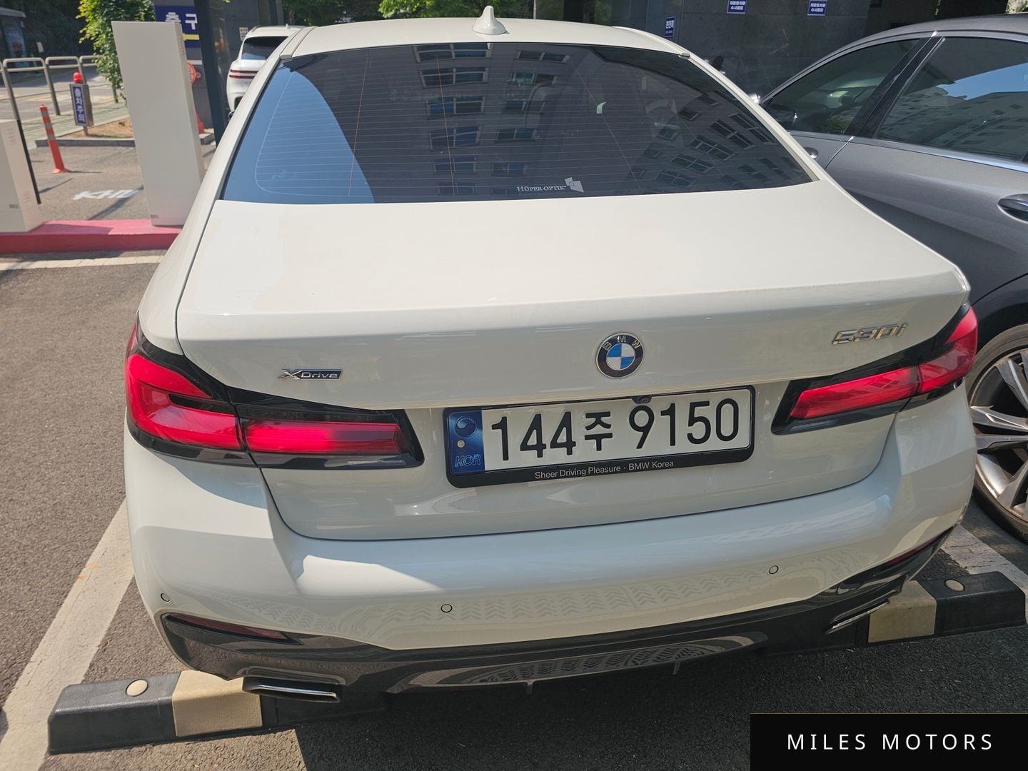BMW 5 Series (G30) 2023 — миниатюра 2