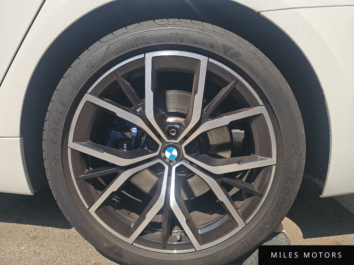 BMW 5 Series (G30) 2023 — миниатюра 15