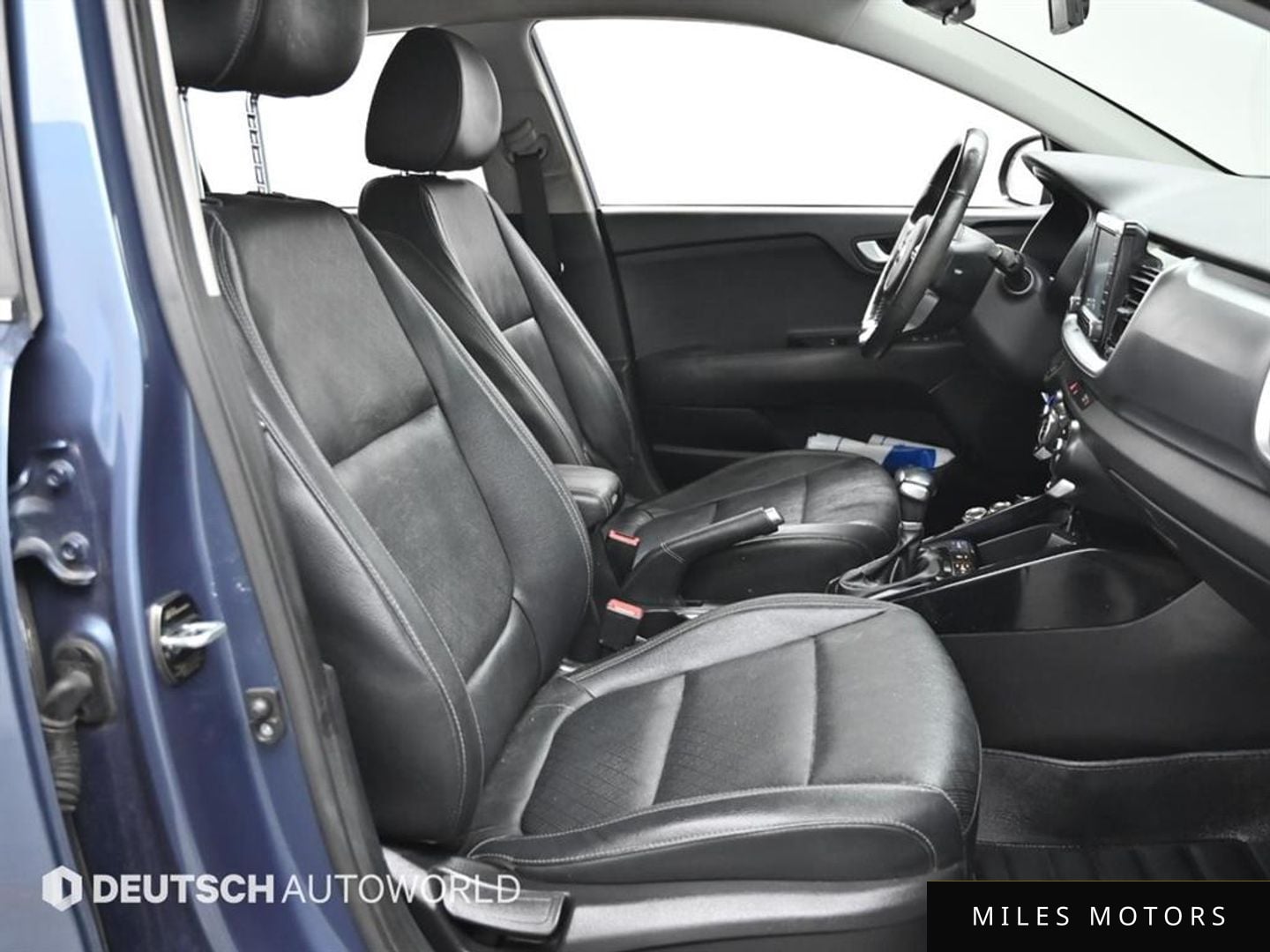 Kia Stonic 2019 — миниатюра 10