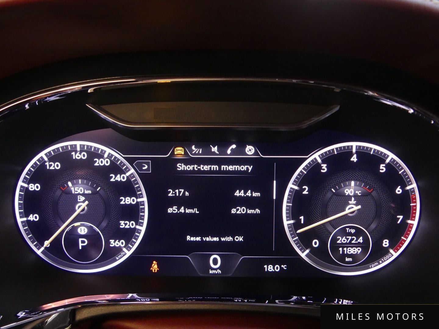 Bentley Continental GT 2020 — миниатюра 8