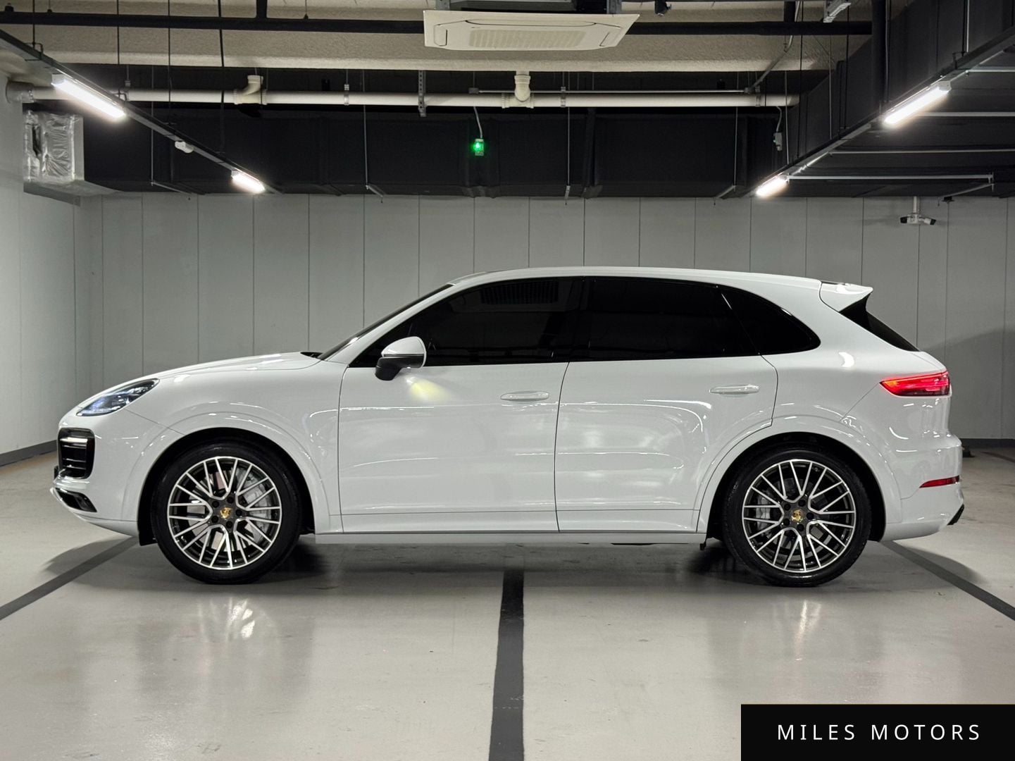 Porsche Cayenne 2021 — миниатюра 20