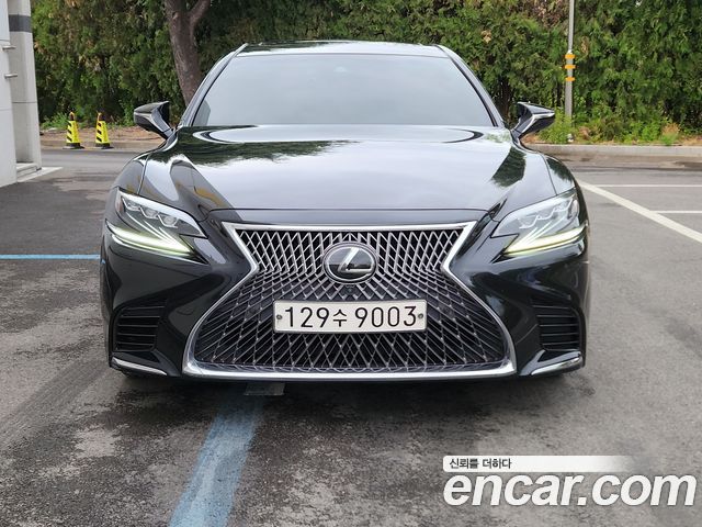 Лексус LS500 2018 — миниатюра 5