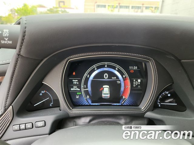 Лексус LS500 2018 — миниатюра 12