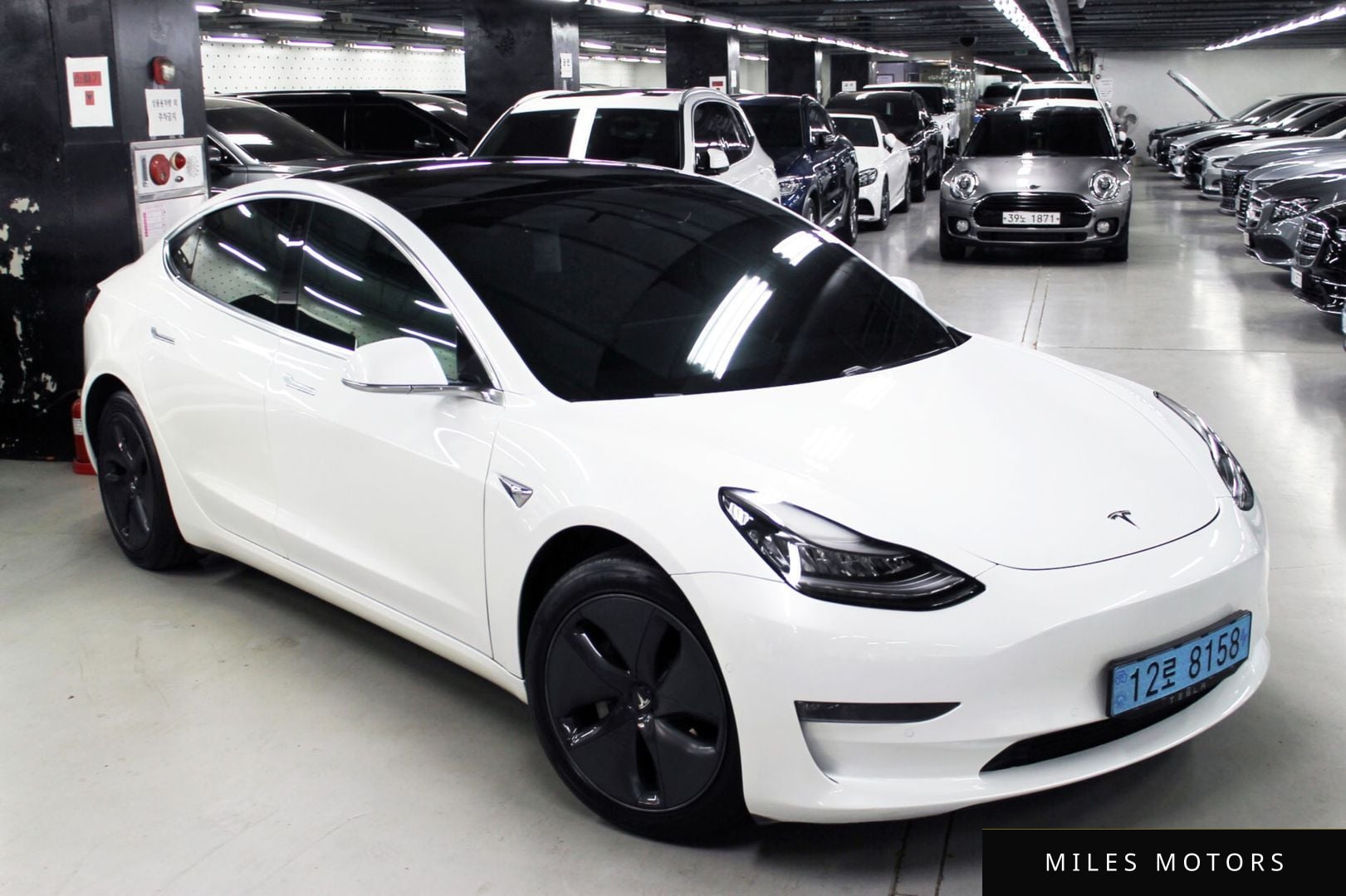Tesla Model 3 2020 — фото 1 из 12