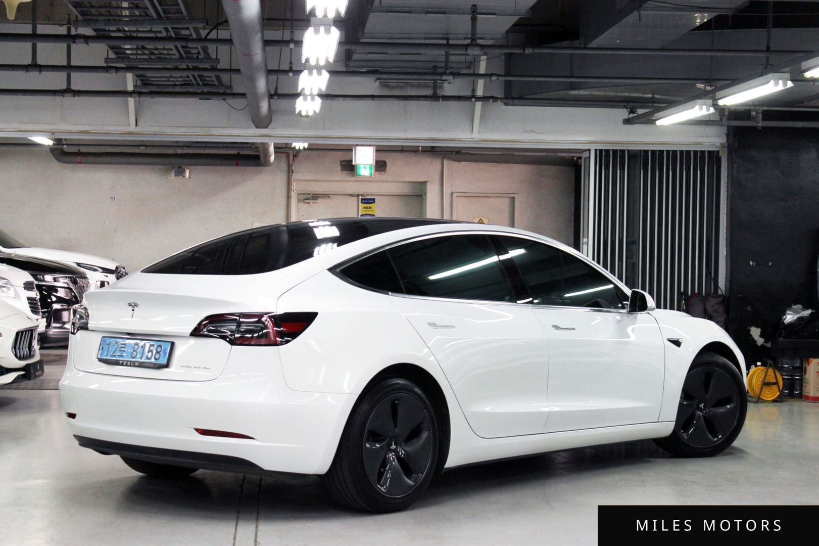 Tesla Model 3 2020 — миниатюра 6