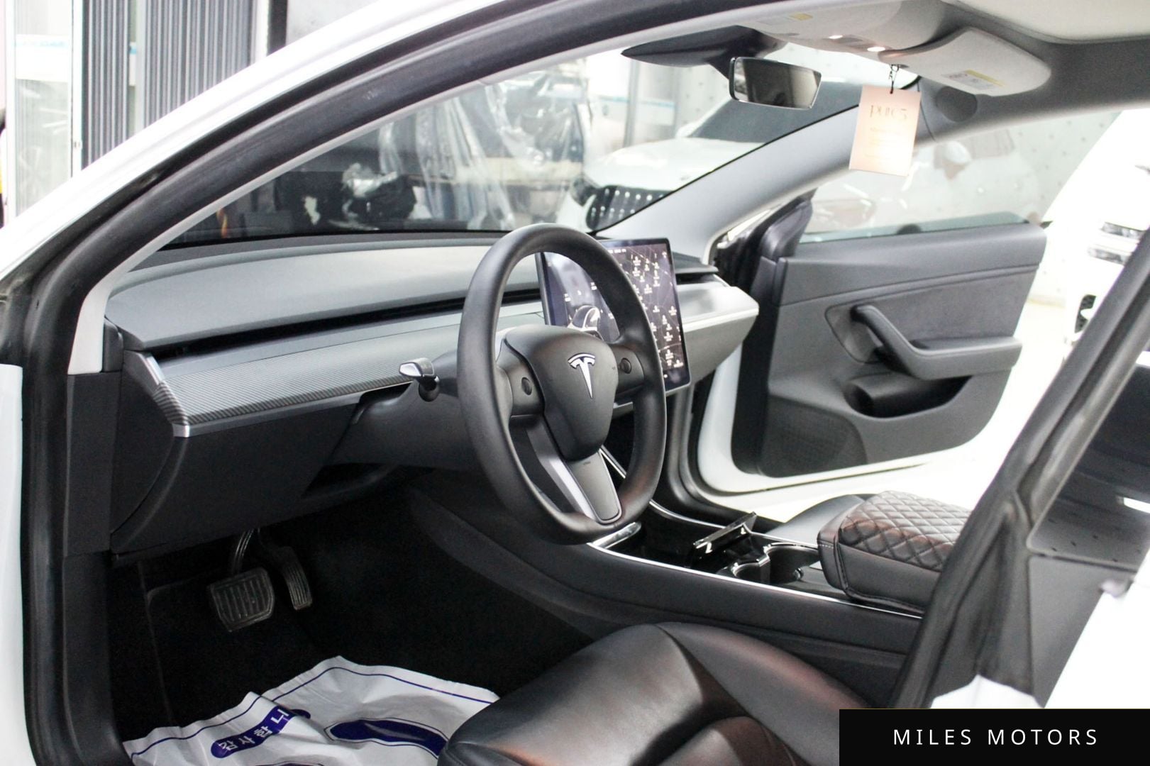 Tesla Model 3 2020 — миниатюра 8