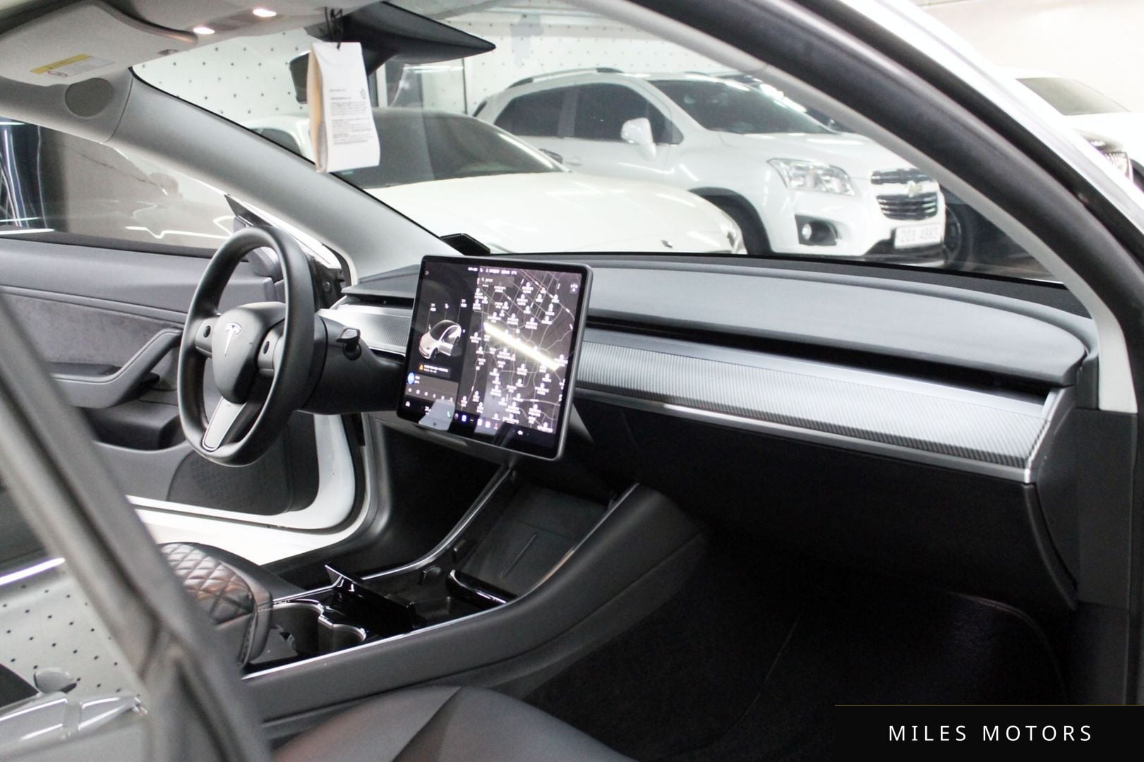 Tesla Model 3 2020 — миниатюра 10