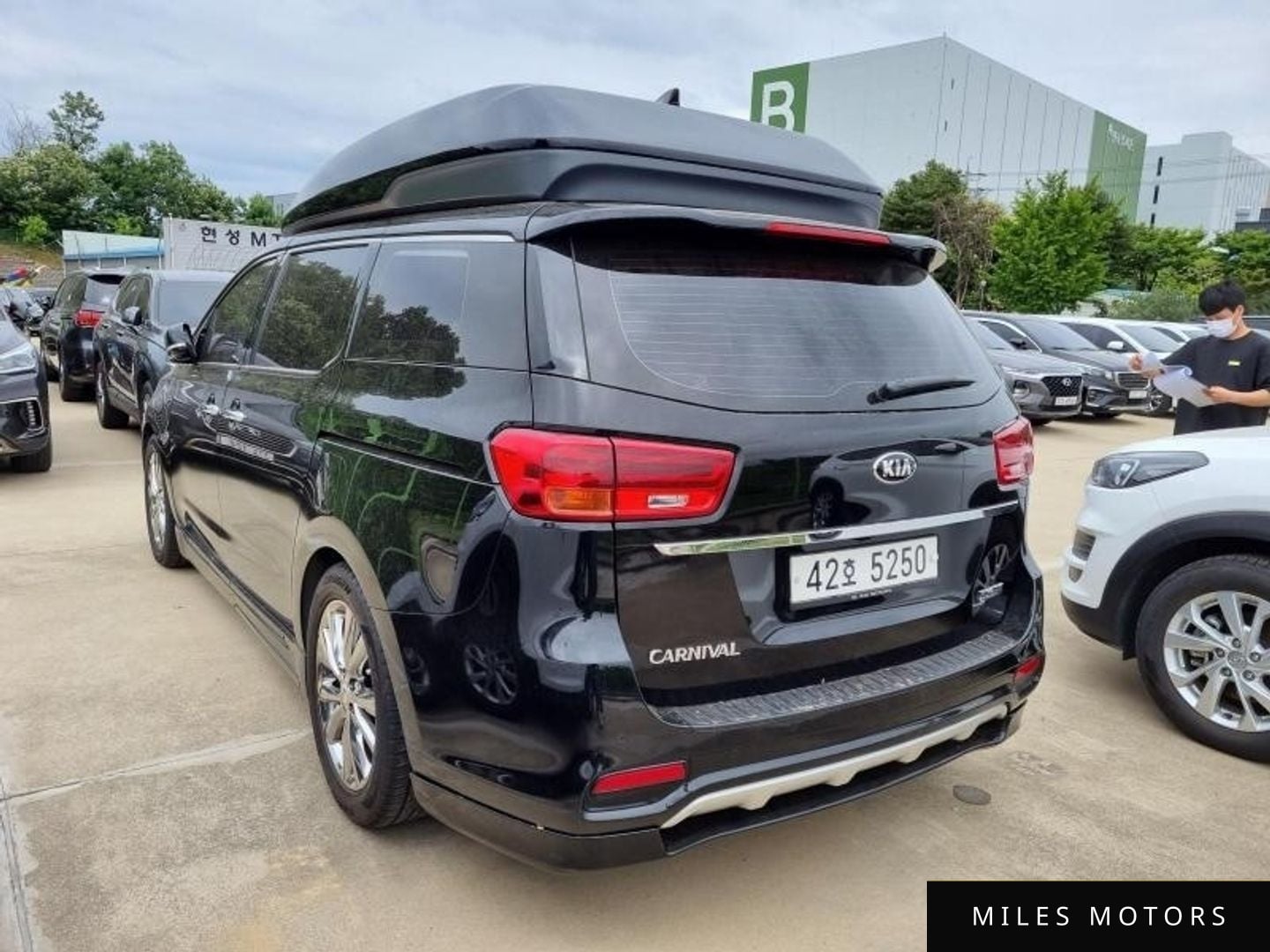 Kia Canival 2019 — миниатюра 6