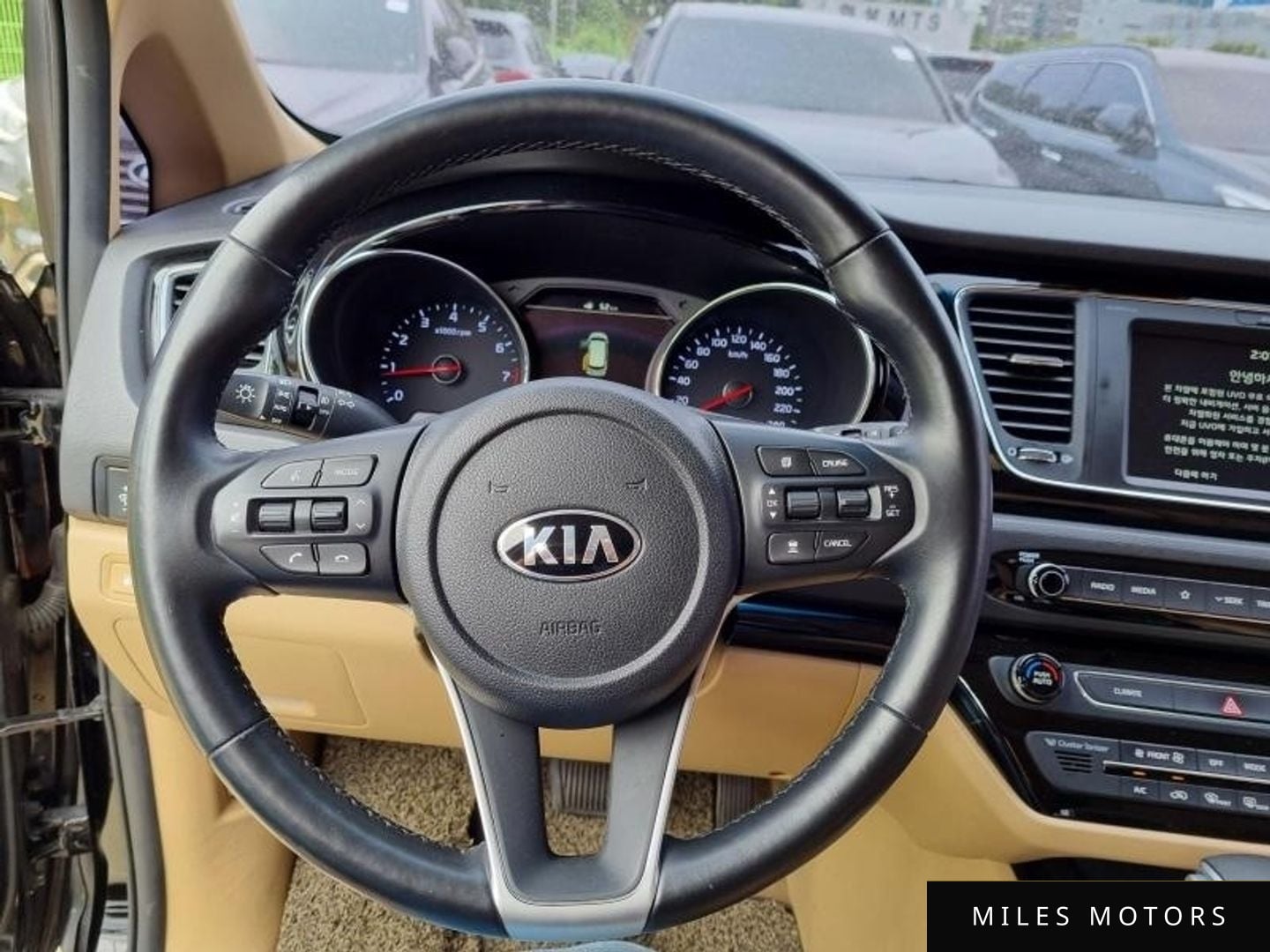 Kia Canival 2019 — миниатюра 7