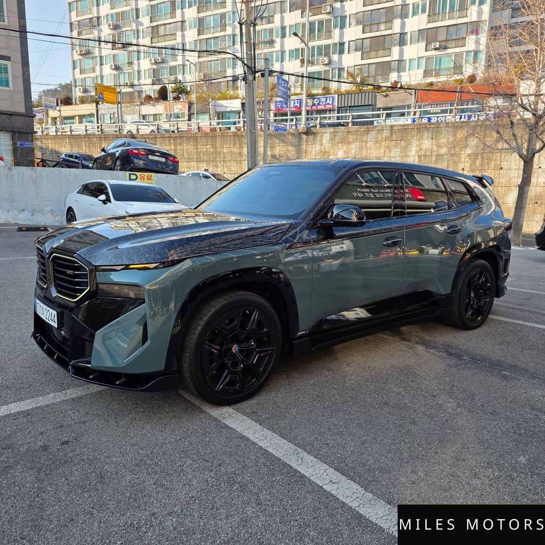 BMW XM (G09) 2023