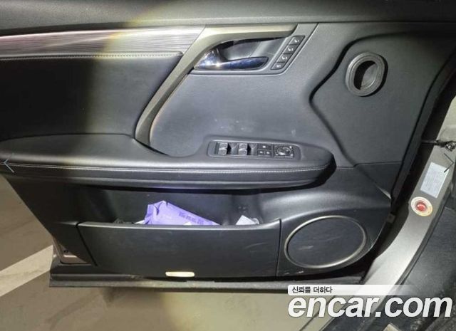Лексус RX450h 2019 — миниатюра 9