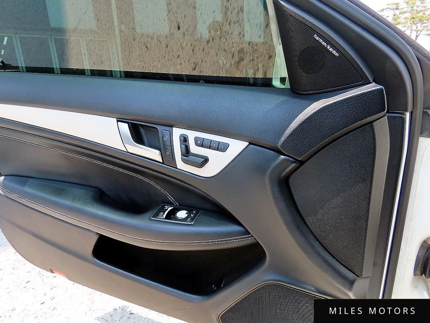 Mercedes-Benz C-Class W204 2013 — миниатюра 11