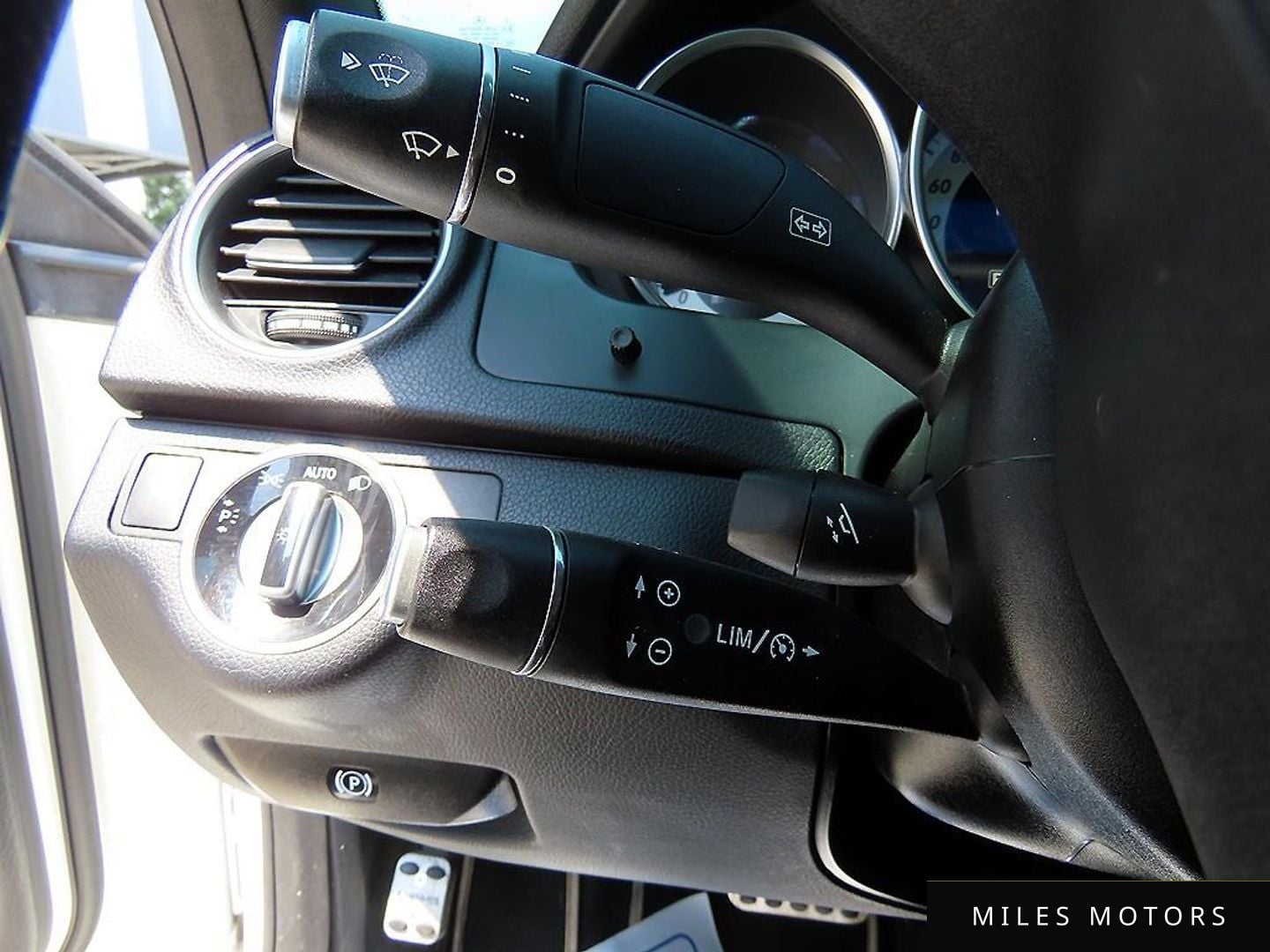 Mercedes-Benz C-Class W204 2013 — миниатюра 12