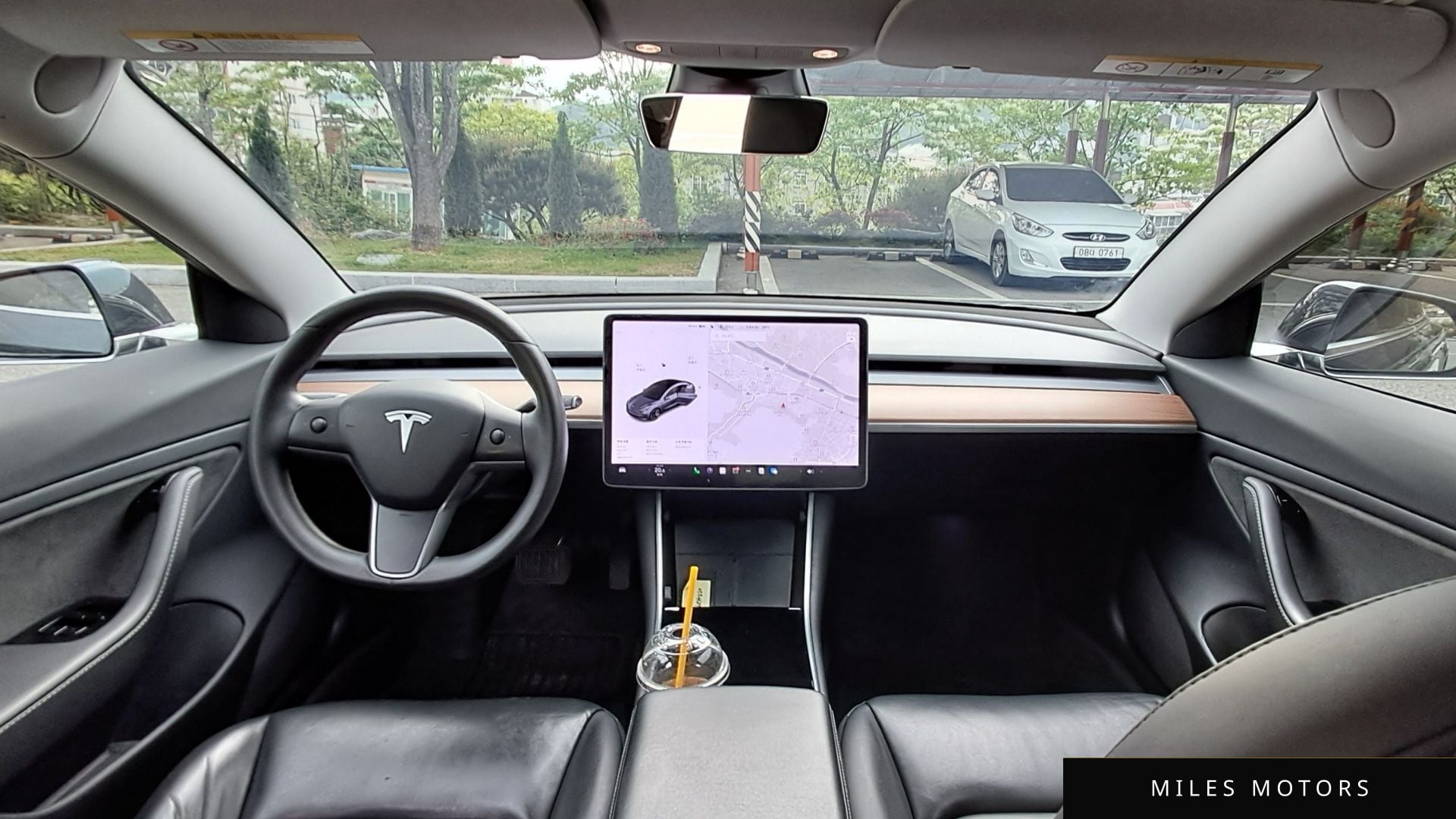 Tesla Model 3 2020 — миниатюра 14