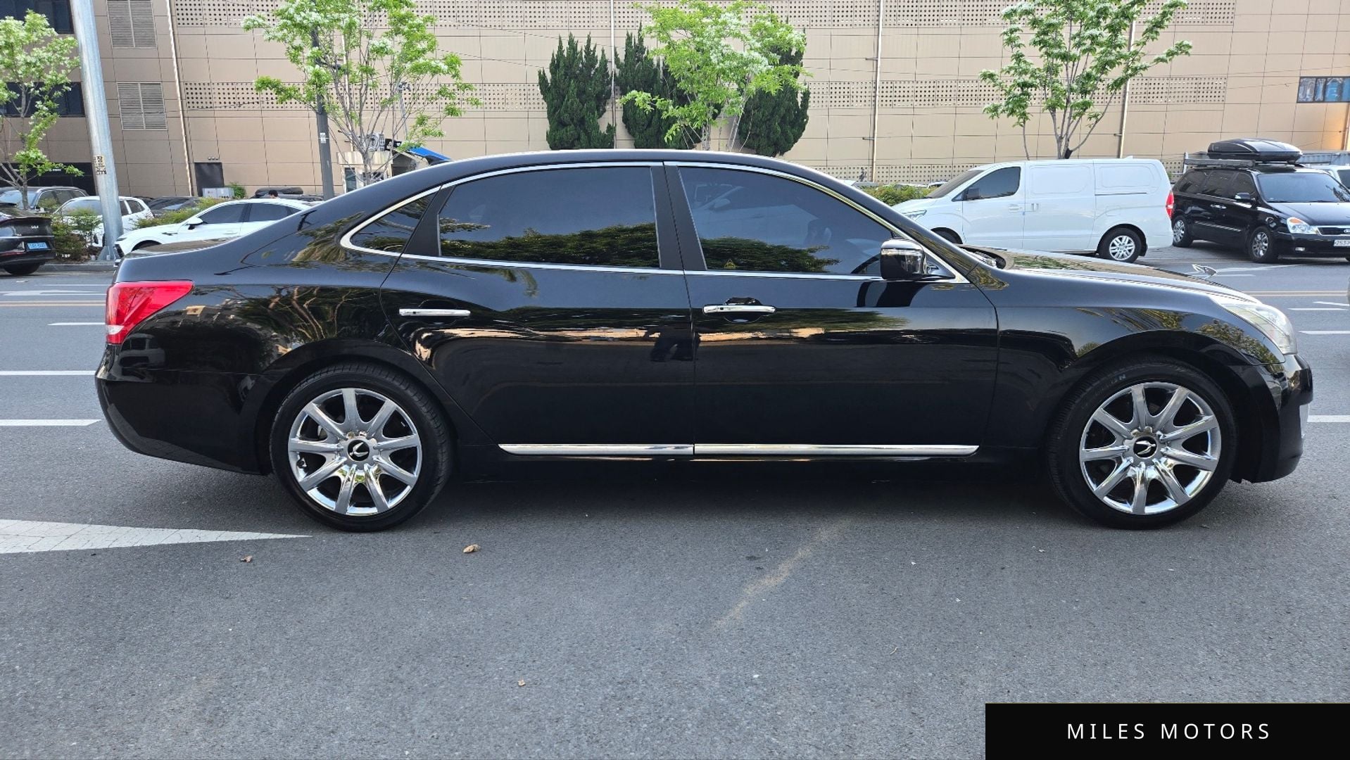 Hyundai Equus 2010 — миниатюра 8