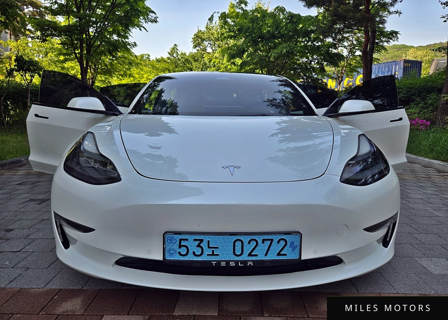 Tesla Model 3 2022 — миниатюра 3