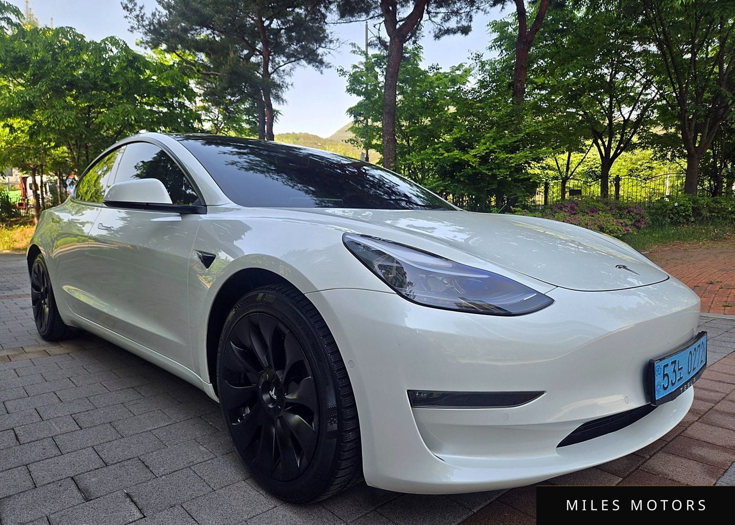 Tesla Model 3 2022 — миниатюра 9