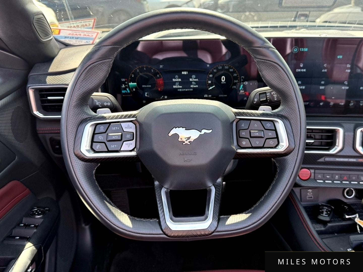 Ford Mustang 2024 — миниатюра 9