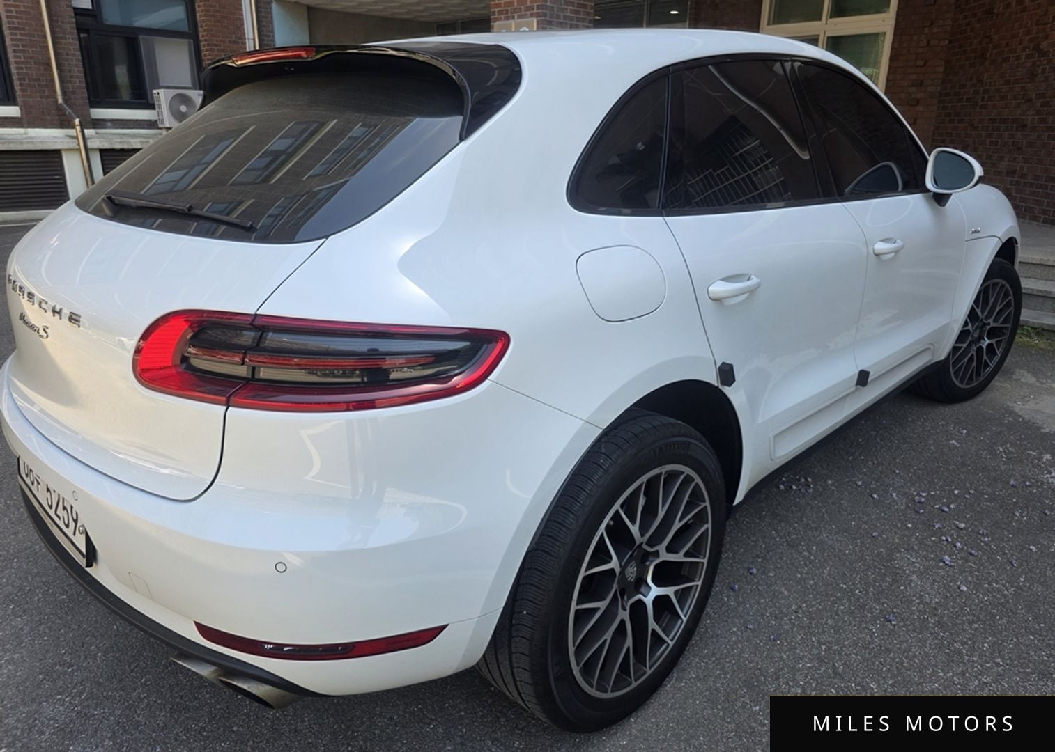 Porsche Macan 2017 — миниатюра 9
