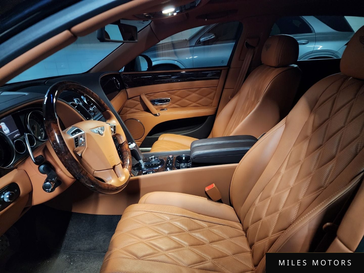 Bentley Flying Spur 2016 — миниатюра 7