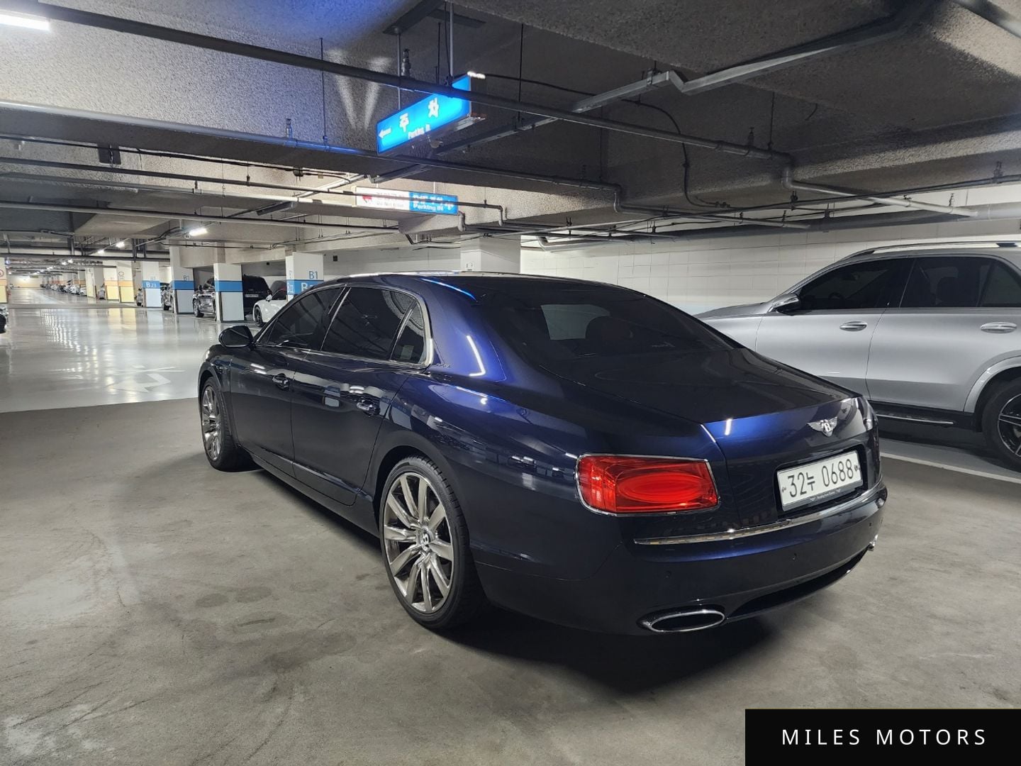 Bentley Flying Spur 2016 — миниатюра 12