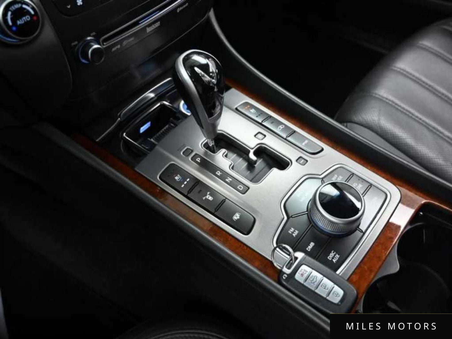 Hyundai Equus 2012 — миниатюра 9