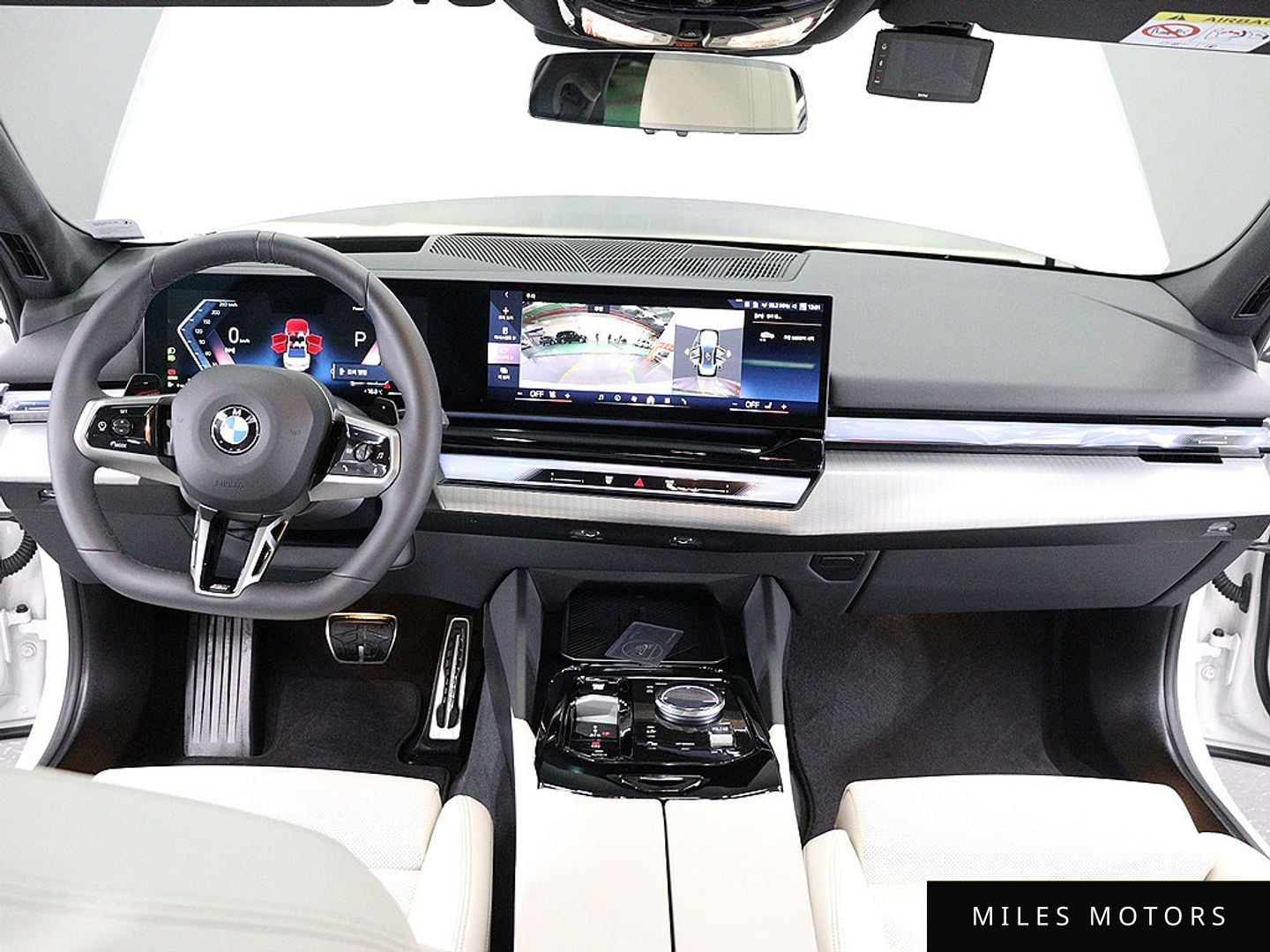 BMW 5 Series (G60) 2025 — миниатюра 7
