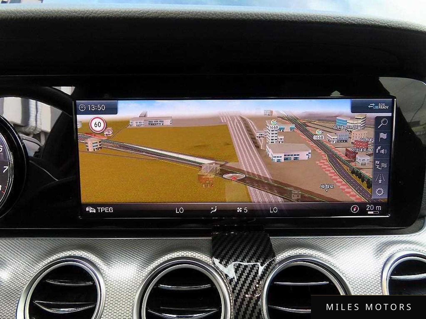 Mercedes-Benz E-Class W213 2020 — миниатюра 12
