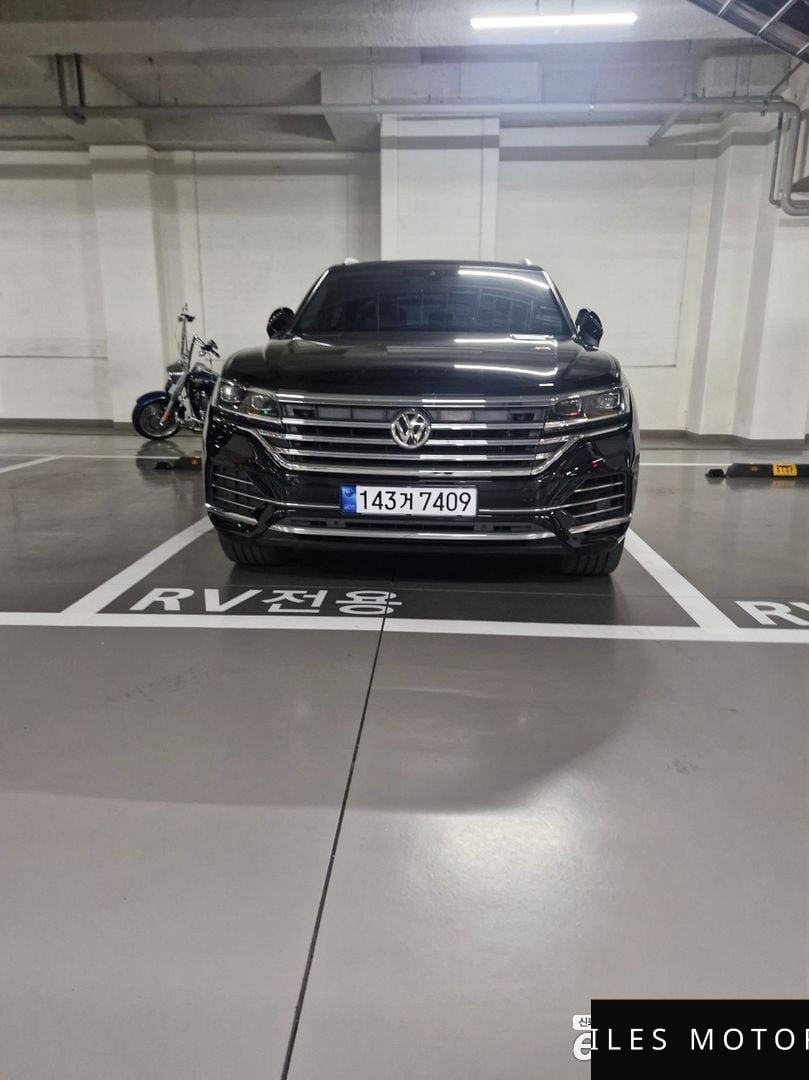 Volkswagen Touareg 2020 — фото 1 из 6