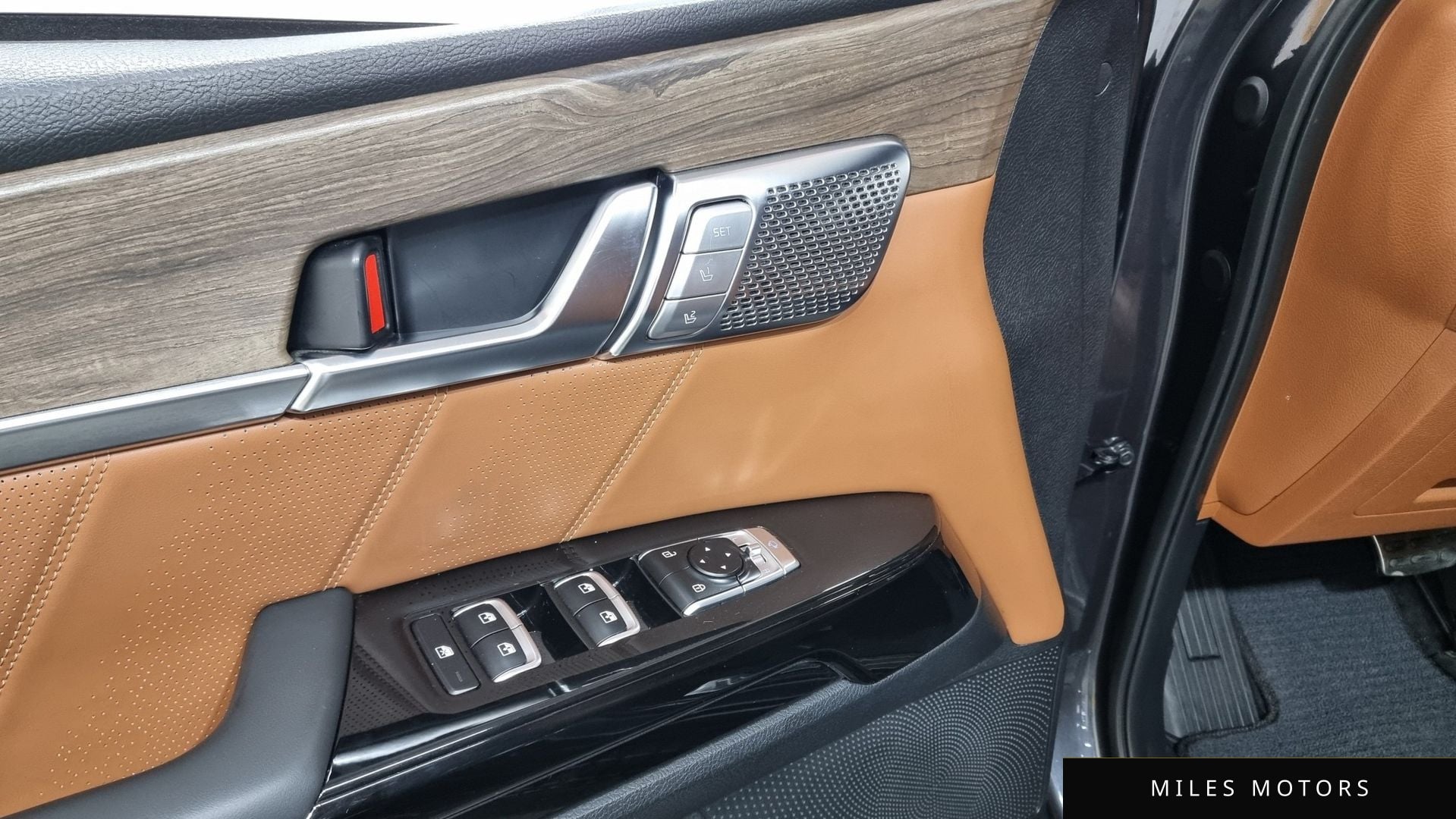 Kia Mohave 2022 — миниатюра 17