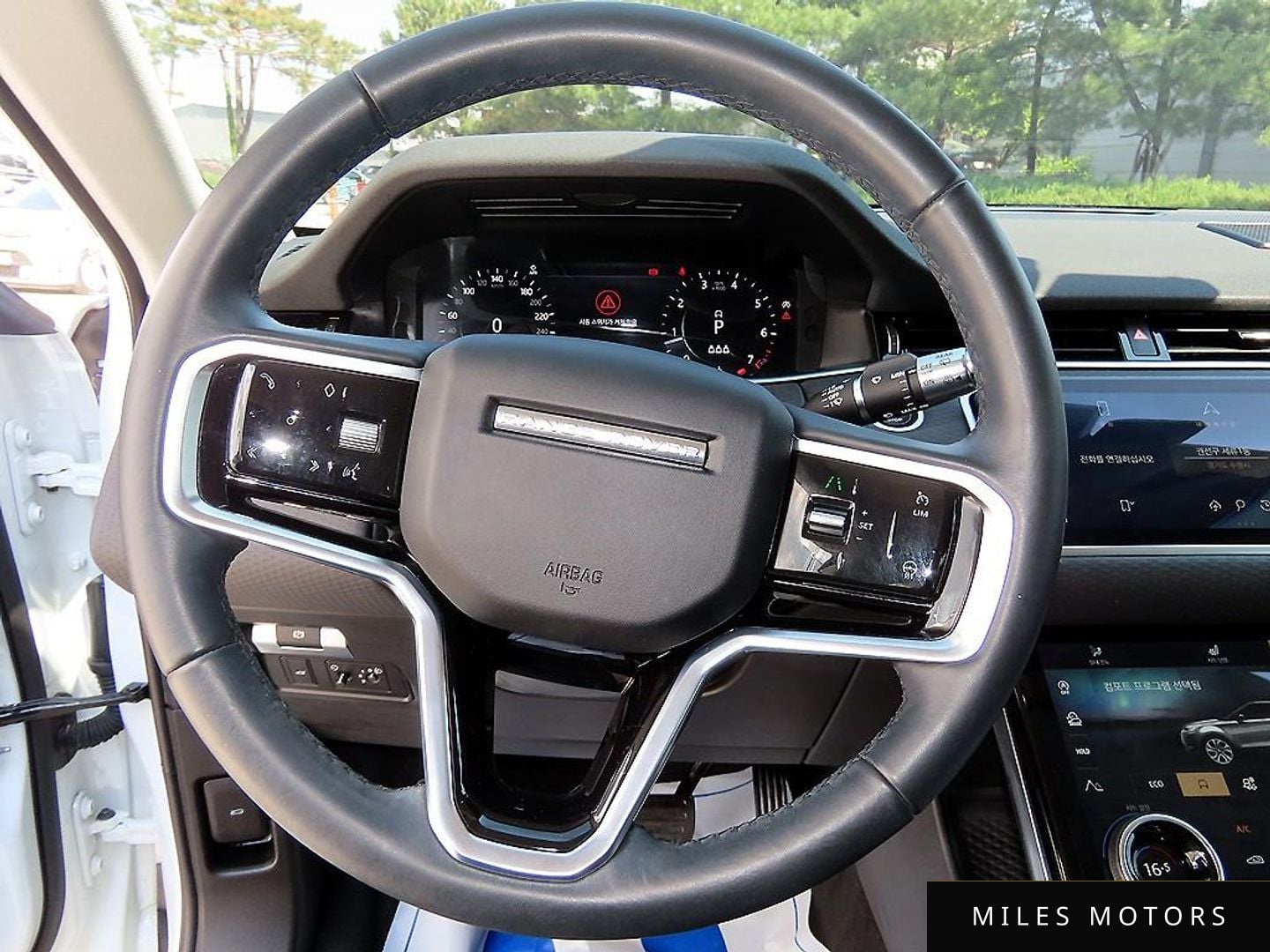 Land Rover Range Rover Evoque 2021 — миниатюра 8