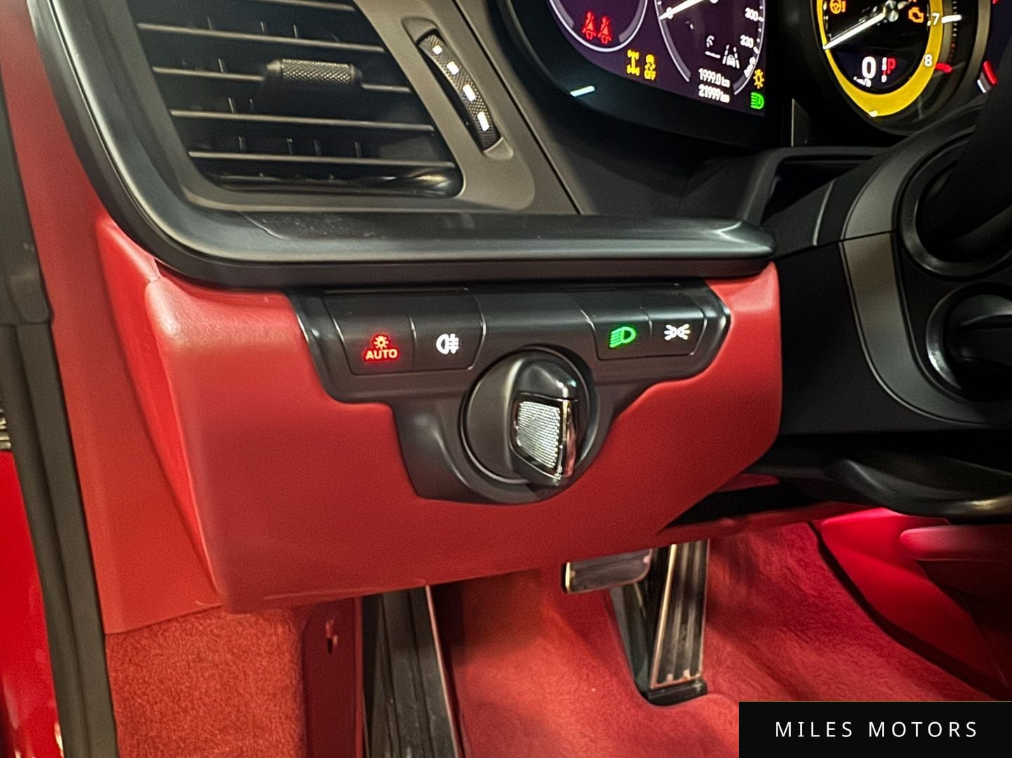 Porsche 911 (992) 2023 — миниатюра 14