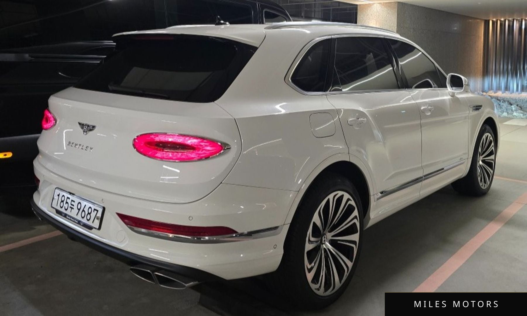 Bentley Bentayga 2024 — миниатюра 2