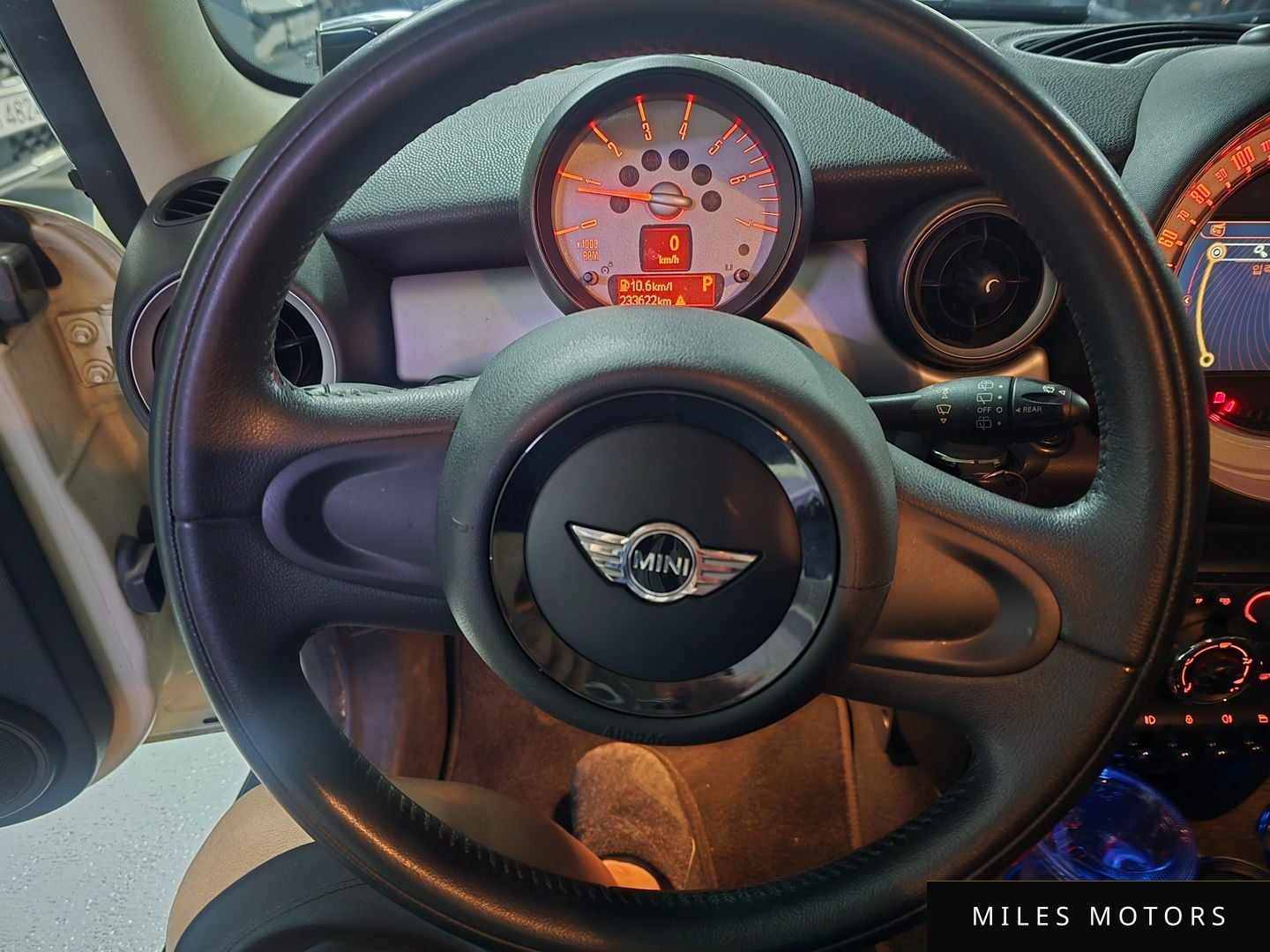 MINI Cooper D 2013 — миниатюра 10
