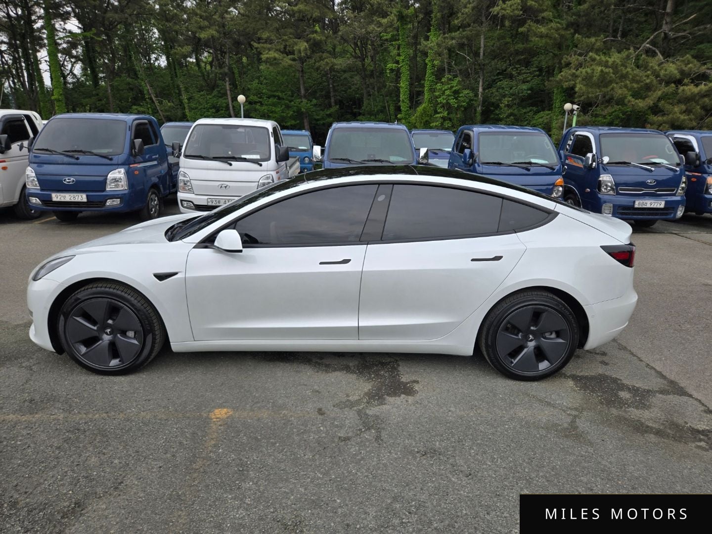 Tesla 모델 3 2021 — миниатюра 4