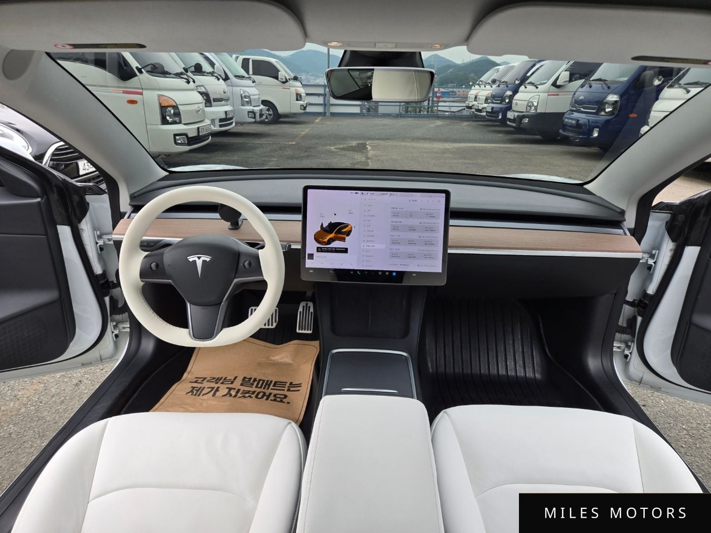 Tesla 모델 3 2021 — миниатюра 8