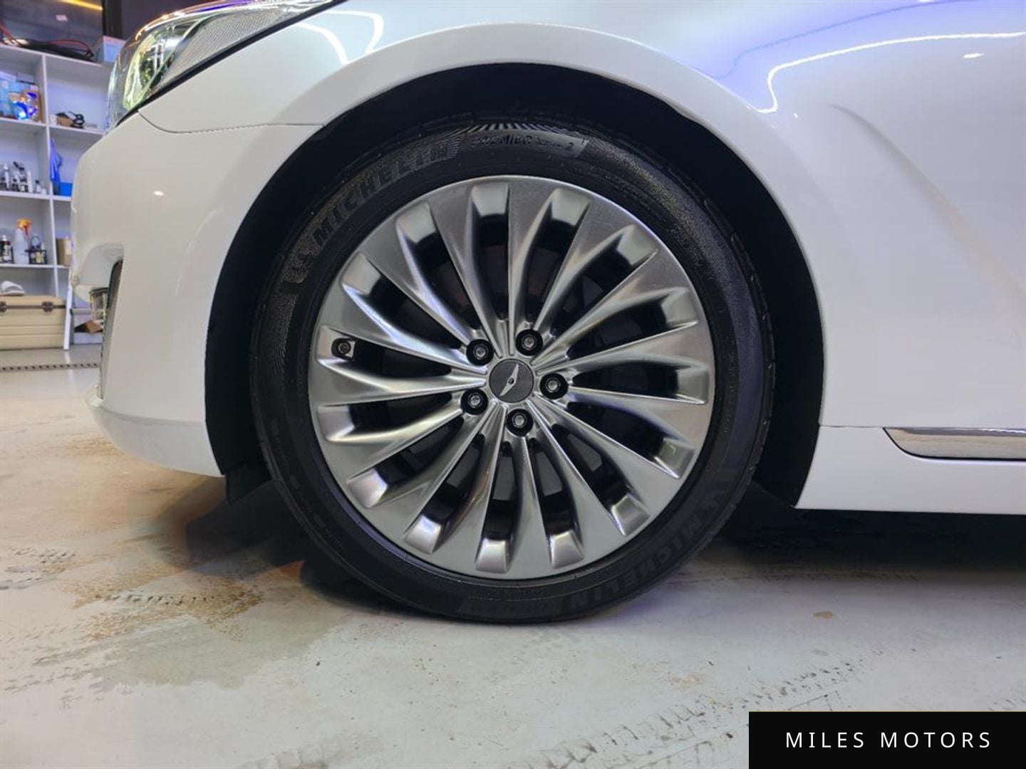 Genesis EQ900 2016 — миниатюра 7