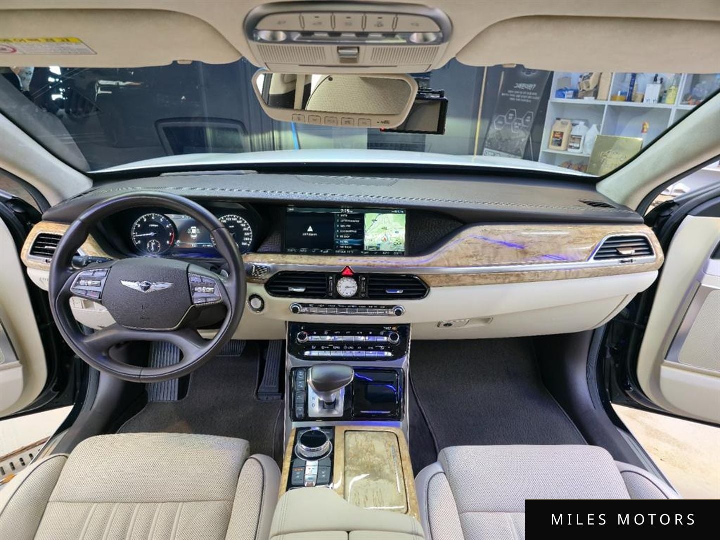 Genesis EQ900 2016 — миниатюра 9