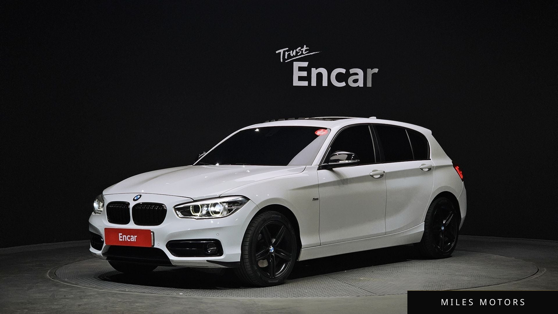 BMW 1 Series (F20) 2017 — фото 1 из 12