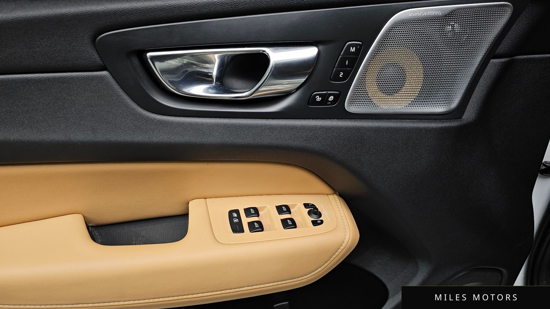 Volvo XC60 2020 — миниатюра 17